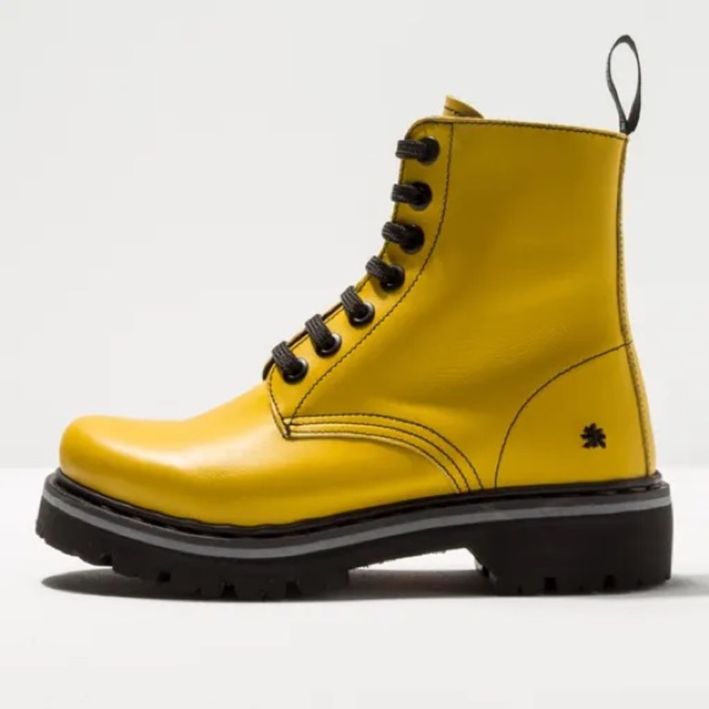 NWOB The Art Company Yellow Marina Combat Boot